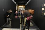 Návštěvníci výstavy Rytmy + pohyb + světlo. Impulsy futurismu v českém umění