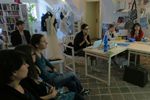 Architektura jako forma 3, hostující oděvní designér Zdeňka Imreczeová, workshop pro studenty v Rodném domě Josefa Hoffmanna v Brtnici